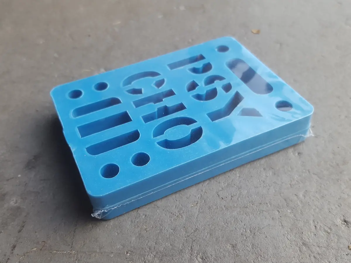 Riser Pads Psycho Risers - 1/4" Blue 1
