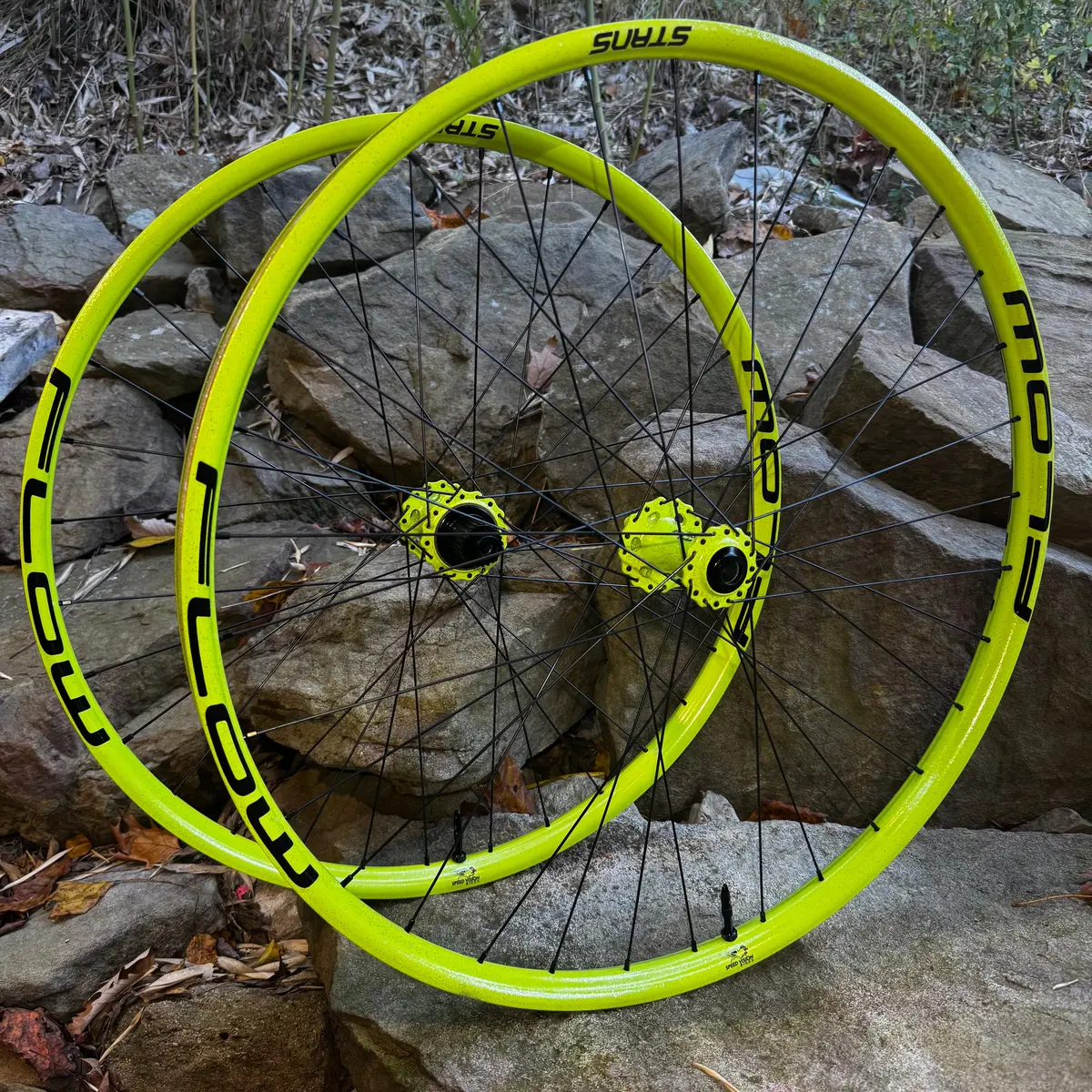 I9 Hydra Hubs With Stans Flow Mk4 Trail Rims With Tires 1