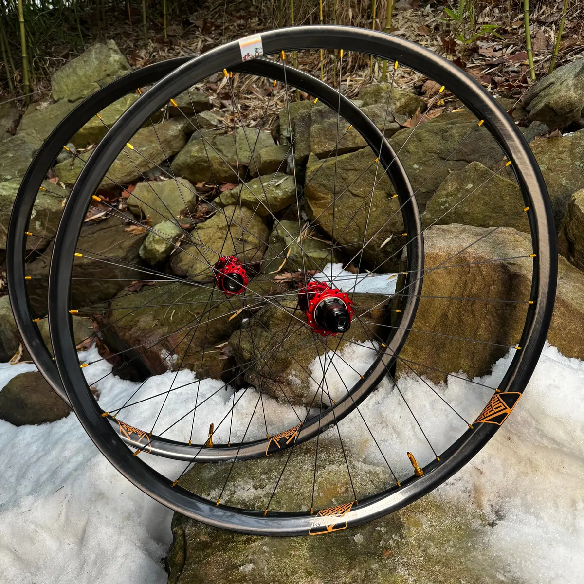We Are One Carbon Wisp Rims With I9 Solix Xc Hubs 1