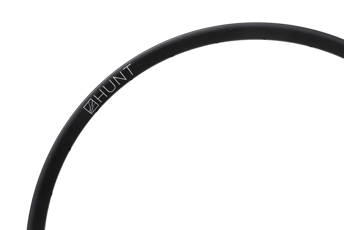 Hunt 650B Adventure Carbon Disc V2 Rim | Front 2