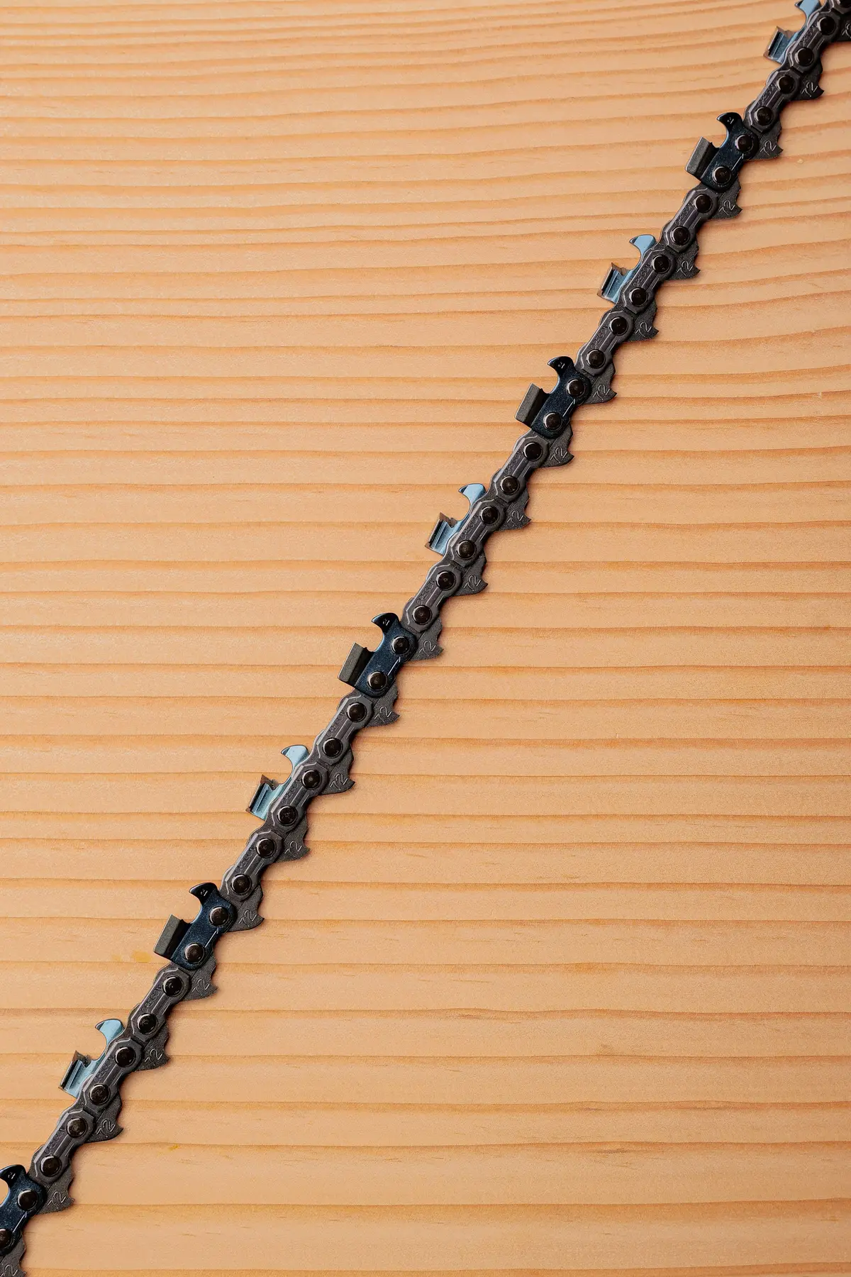Oregon 72Cl (3/8" X 0.050) Square Chisel Full Comp Chain 1