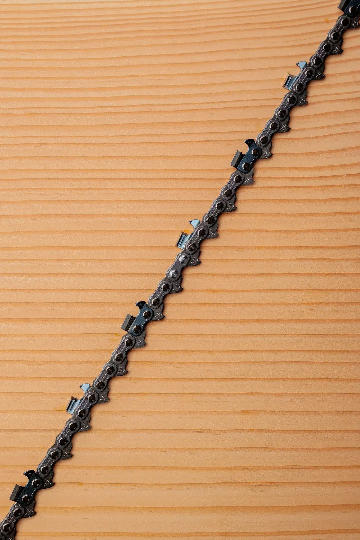 Oregon 75Cj (3/8" X .063) Square Chisel Full Skip Chain 1