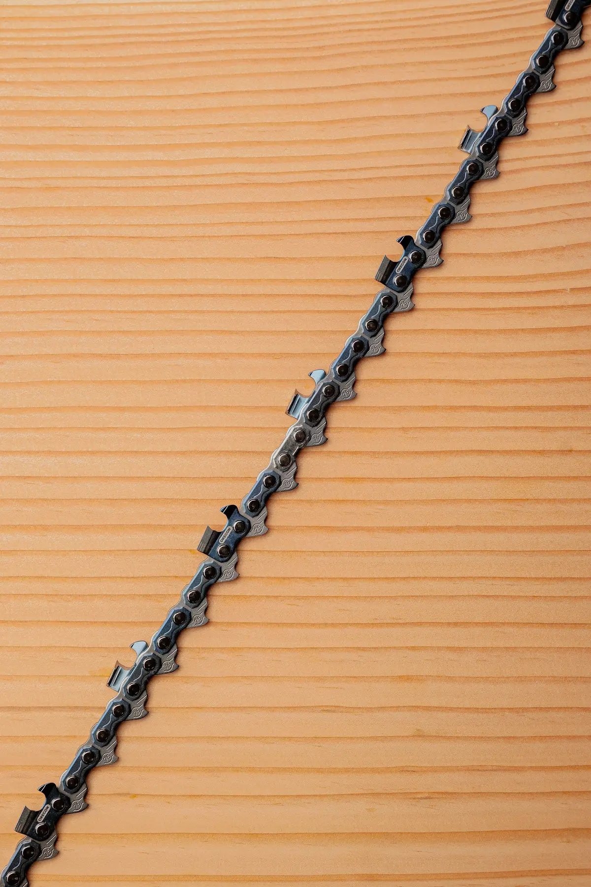 Oregon 75Exj (3/8" X .063) Round Chisel Full Skip Chain 1
