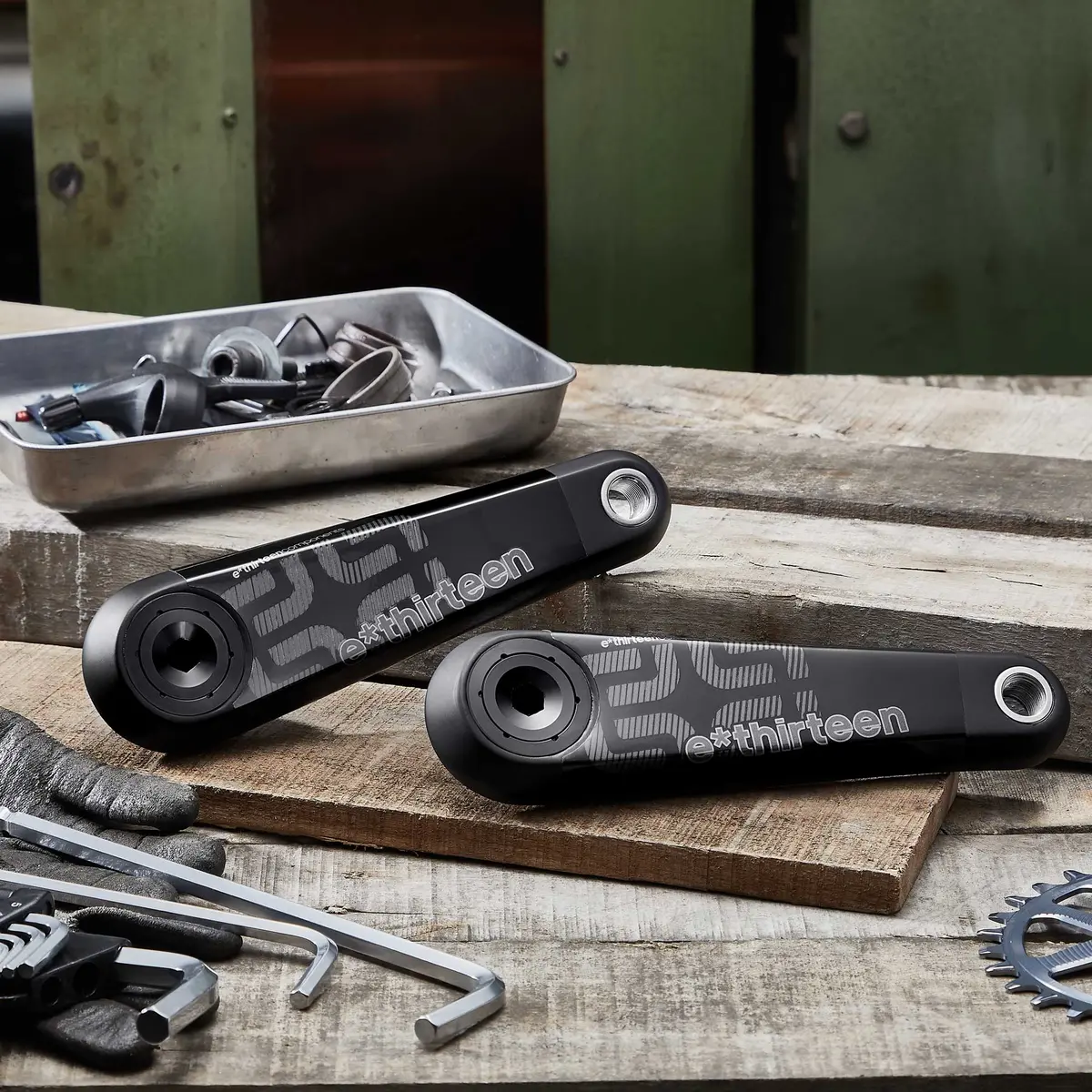 E*Spec Race Carbon Cranks - Gen4 1
