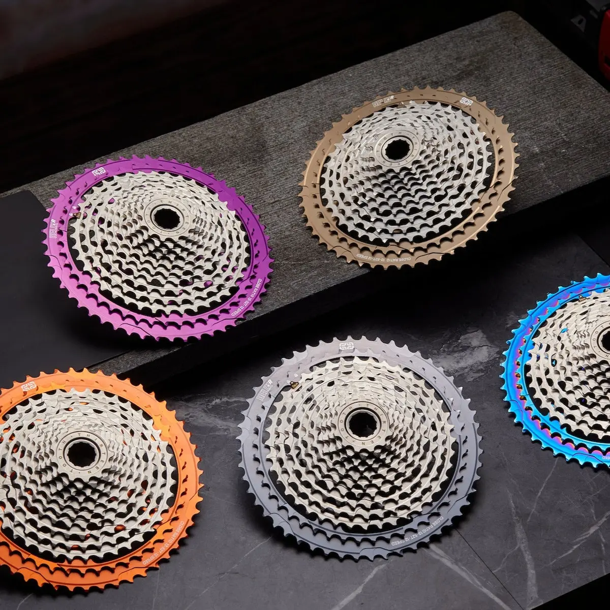 Helix Race 12-Speed 13-52T Cassette 1