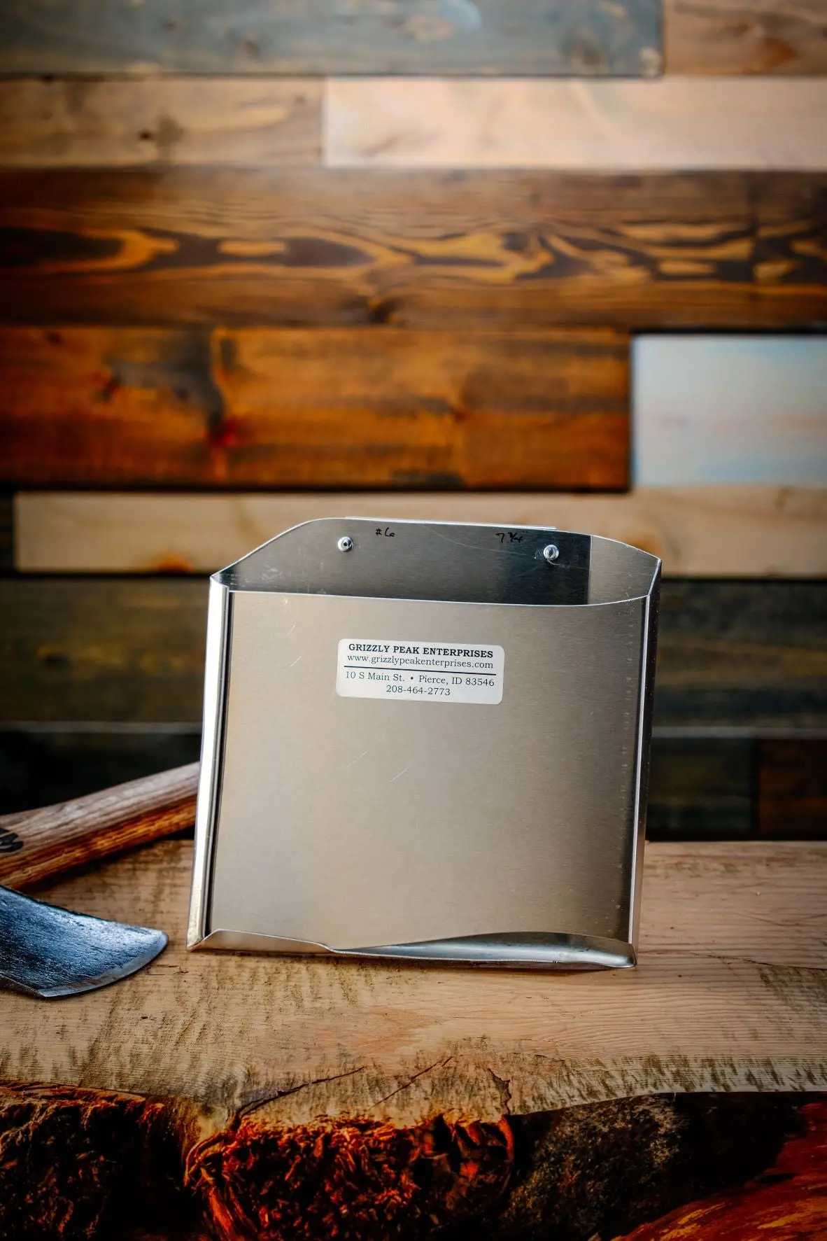 Grizzly Peak Axe Scabbard 3