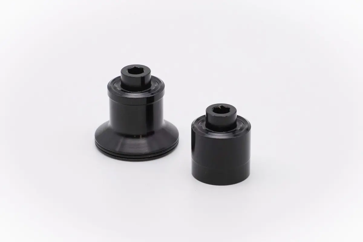 Rear Axle End Caps | Sprint 4 Season Rb | Qr | Rim Brake 1