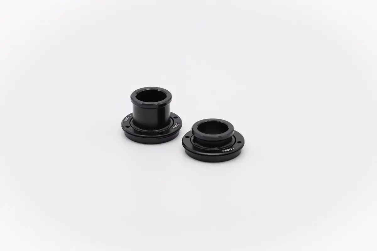 Front Axle Adapters | 4 Season | 15Mm Thru-Axle | Disc Brake 1