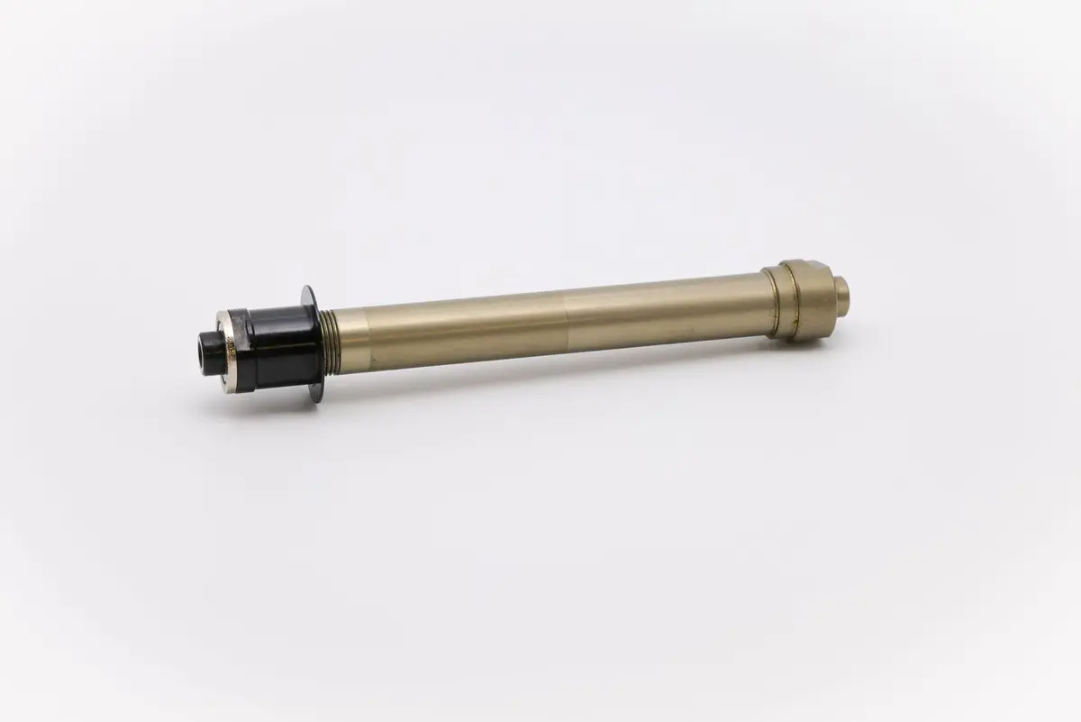 Rear Axle Adapters | 4 Season | Qr | Disc Brake 1