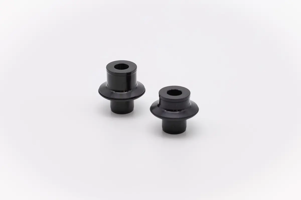 Front Axle Adapters | Engage Cl | 9Mm Thru-Axle | Center-Lock 1