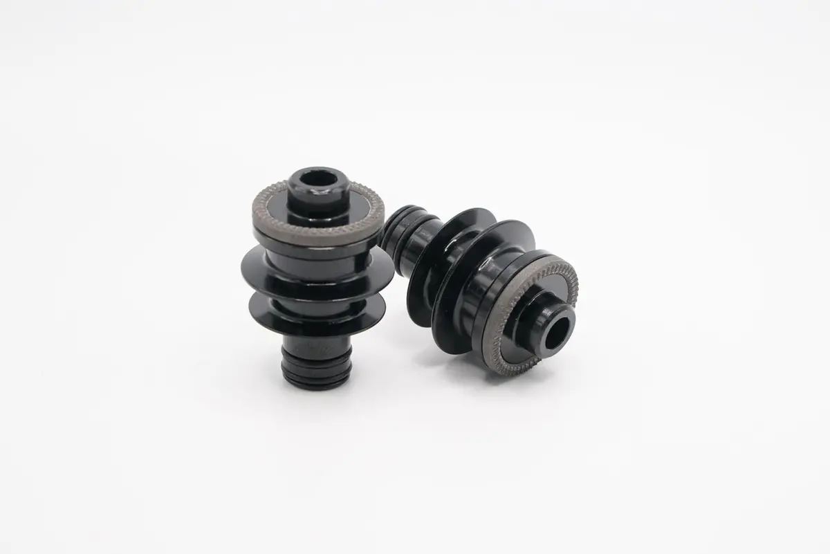 Front Axle End Caps | Engage Rb | Qr | Rim Brake 1
