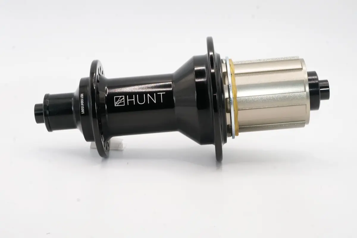Rear Hub | Sprint 4 Season Rb | Rim Brake | 28 Hole | Black 1
