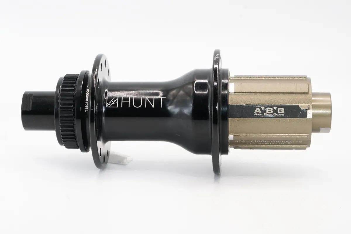 Rear Hub | Loop 4 Season V1 | Disc Brake | 28 Hole | Black 1