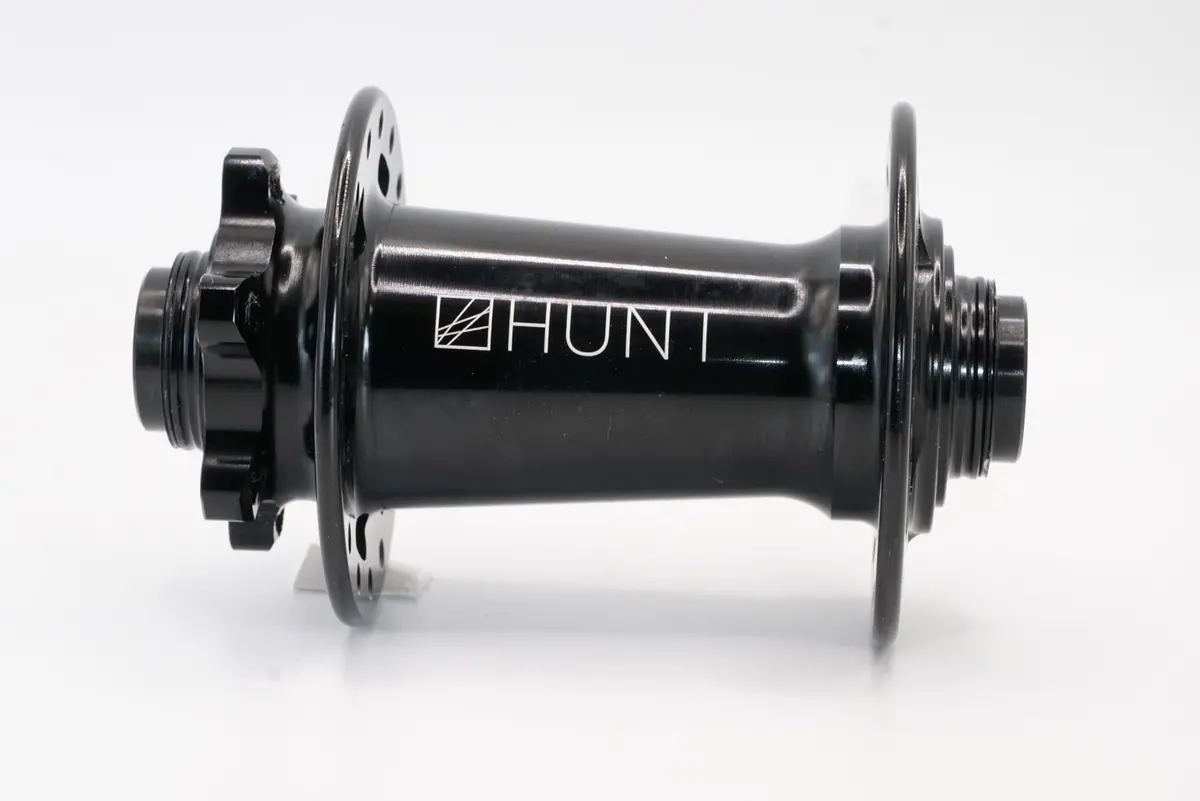 Front Hub | Enduro V1 Boost | 6-Bolt | 32 Hole | Black 1