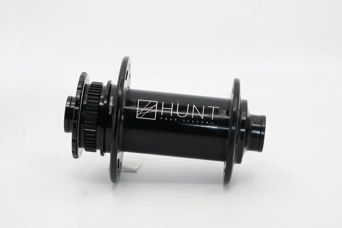 Front Hub | Engage Cl | Center-Lock | 28 Hole | Black 1