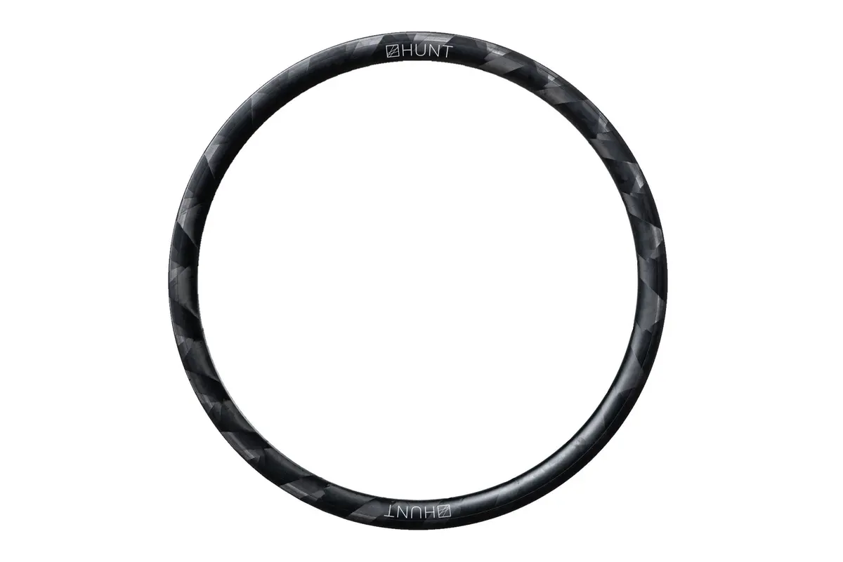 Hunt 36 Carbon Ud Carbon Spoke V1 Rim | Front 1