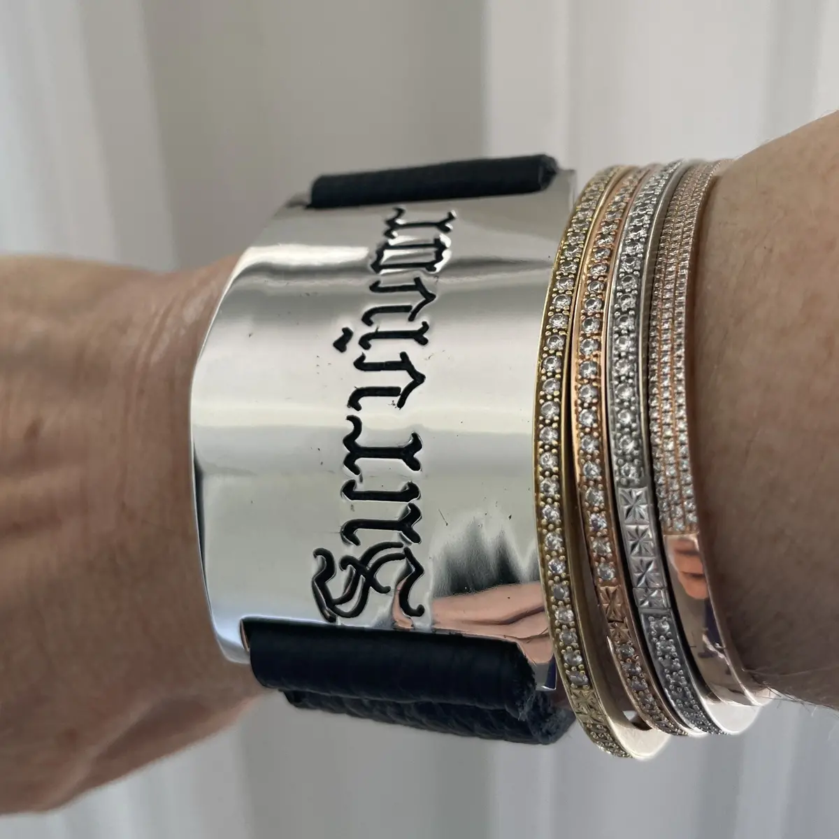 Survivor Cuff - Silver/Black 1