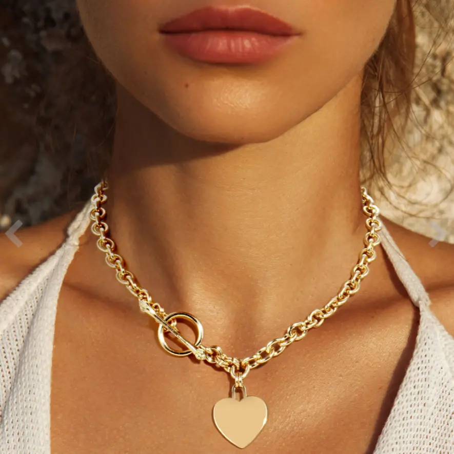 Heart Pendant With Toggle Clasp - Gold 1