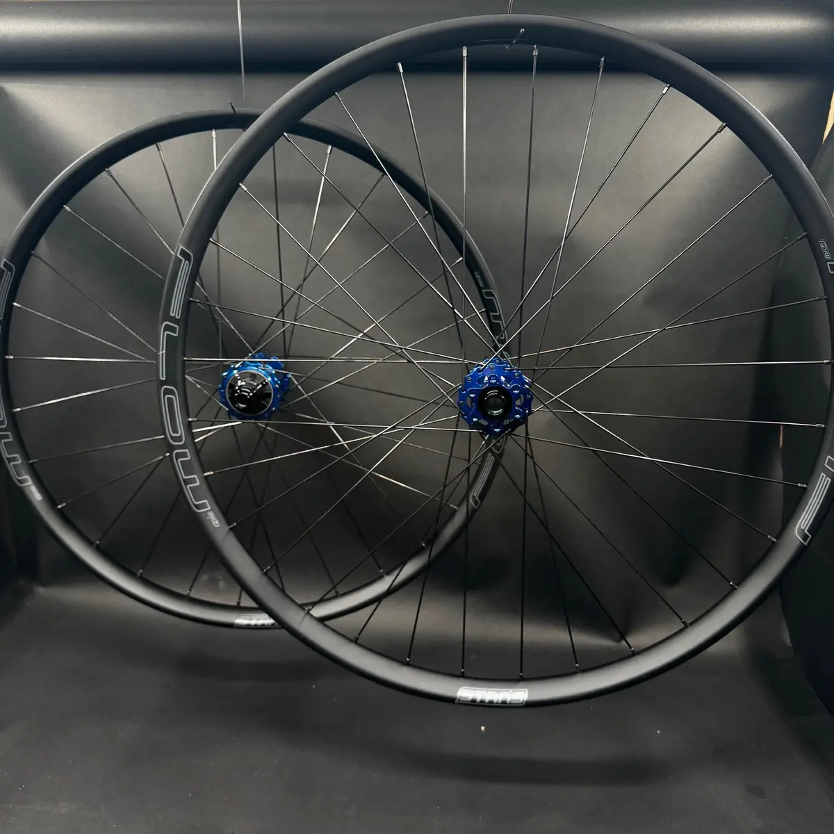 I9 Hydra 2 Mullet Super Boost Hard Trail/Enduro Wheelset 1