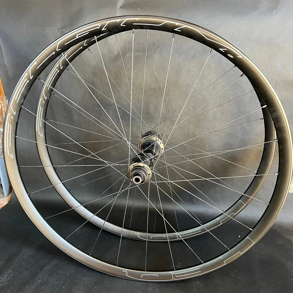 Hed Belgium G Rims Onto Zipp Zr1 Hubs 1540 Gram Gravel And Cx Wheels 1
