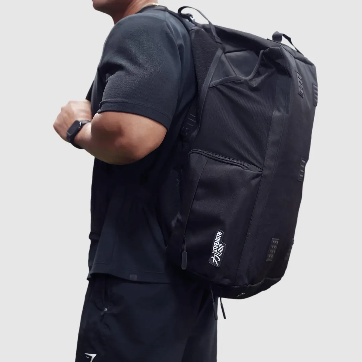 Hybrid Duffel/Backpack – The Ultimate Gym Bag 1