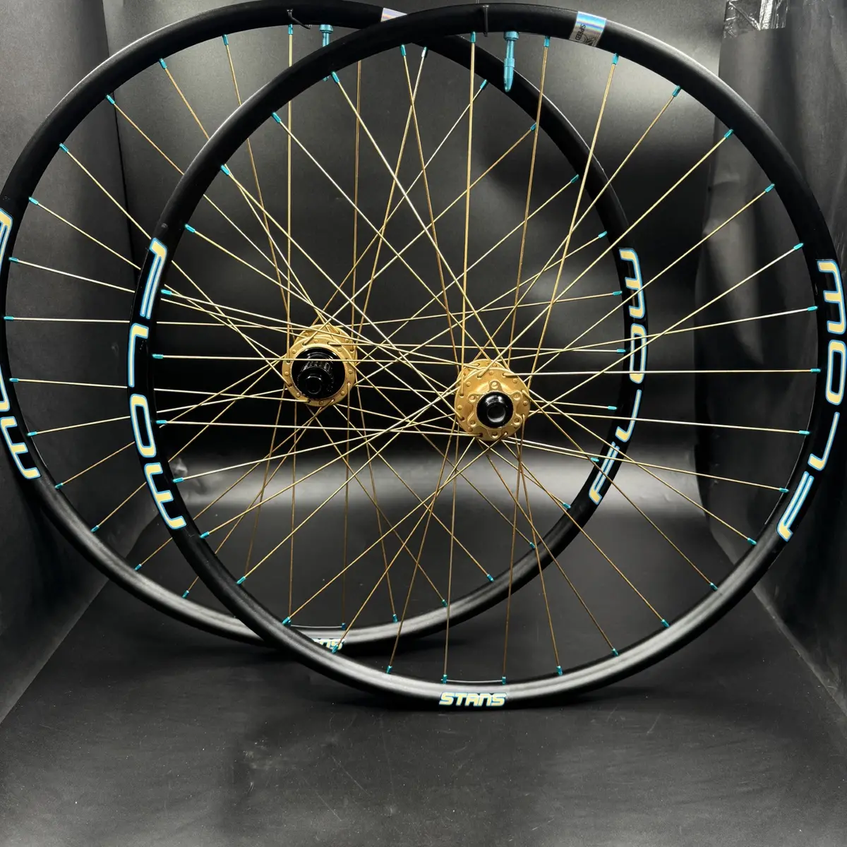 Fox Podium Gold I9 Hydra H2, Custom Enduro/ E-Bike/Dh Wheels 1