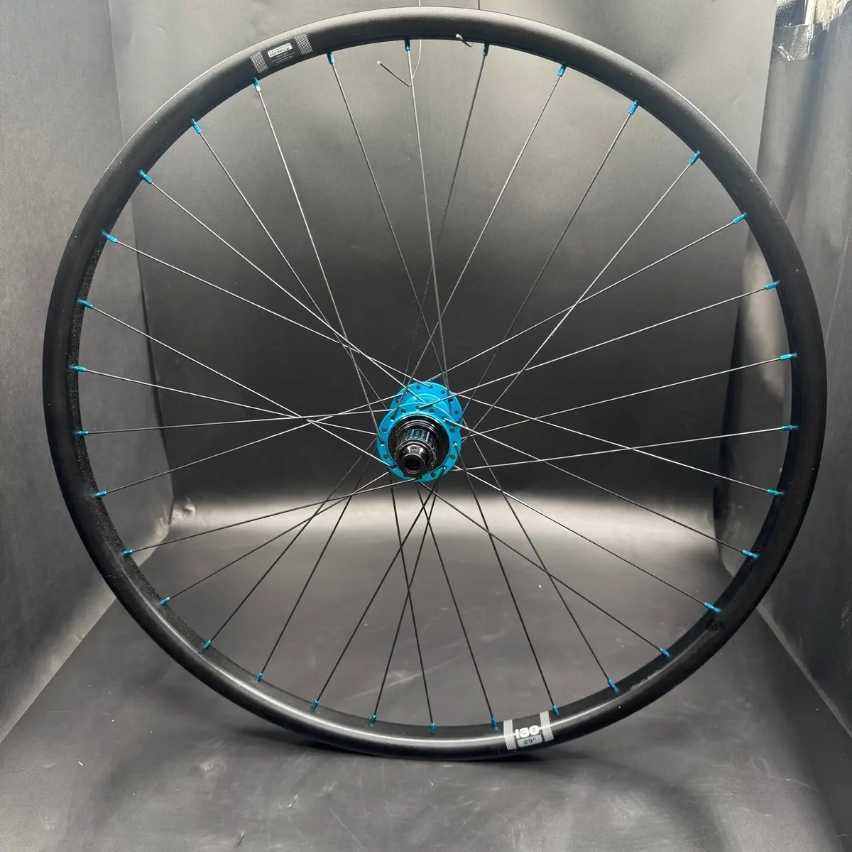 29” Wtb I30 Htz Dh Rear Wheel With I9 Hydra Hub 150-157Mm 1
